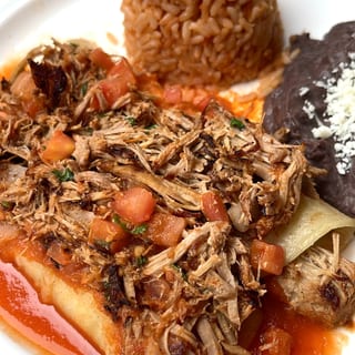 Carnitas Enchiladas Rojas