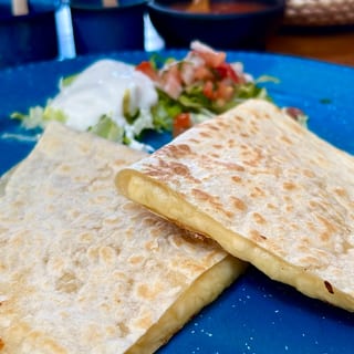 Quesadilla Adulto